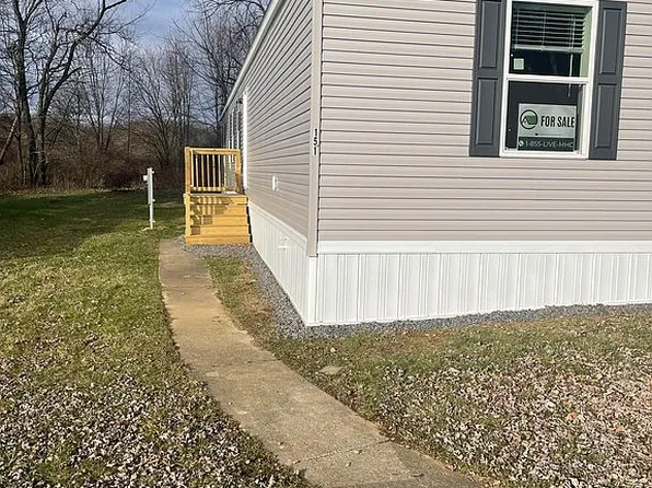 151 Rolling Valley Ln, Butler, PA 16001