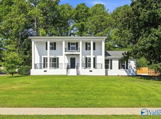 8908 Willow Hills Dr SE, Huntsville, AL 35802