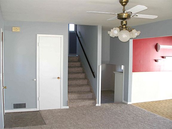 4th image of 3904 F Ave