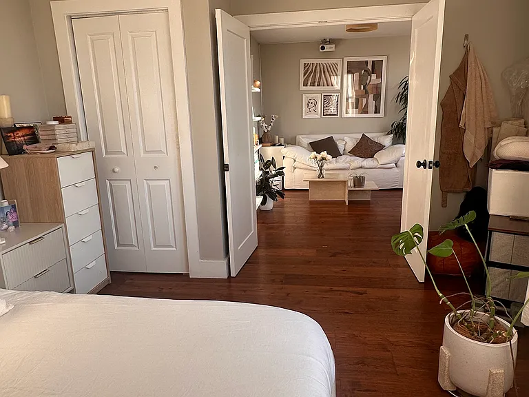 787 Summit Ave #13 — Photo 4