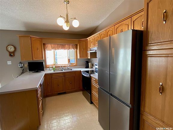 4th image of 205 Morrison Dr