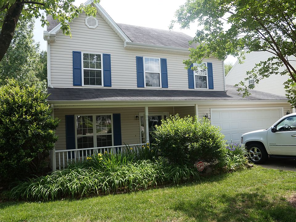 1st image of 300 Hyannis Dr