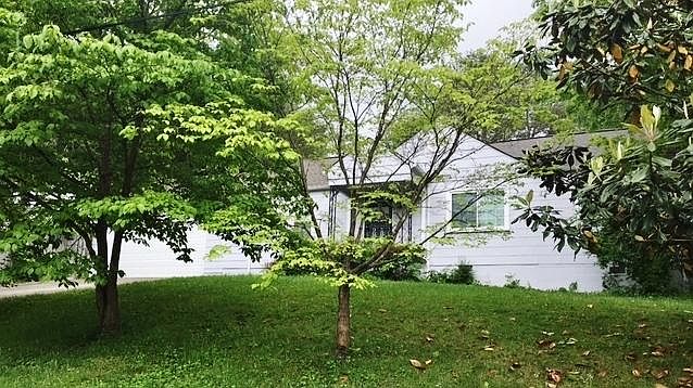 1st image of 2424 NE Emoriland Blvd
