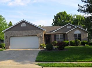 220 Belden Dr, Edwardsville, IL