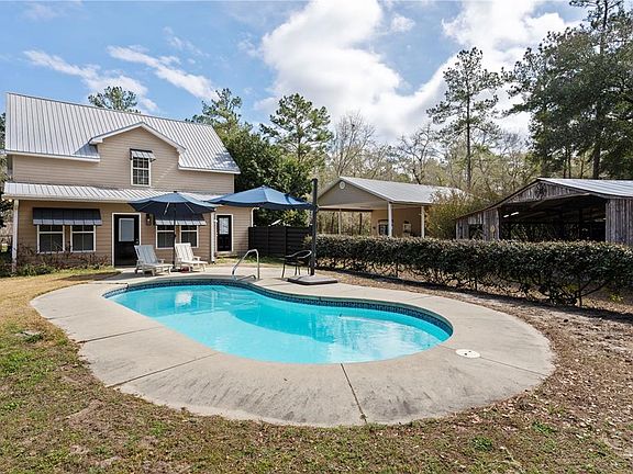 3rd image of 210 Tucker Springs Rd