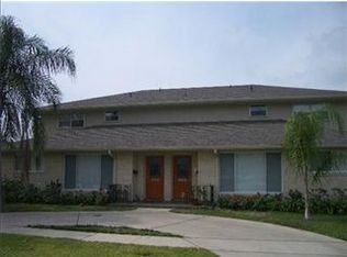 956 Robert E Lee Blvd, New Orleans, LA 70124