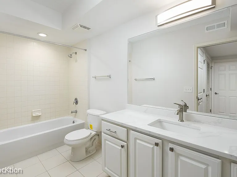 1 S Lincoln Ave #208 — Photo 13