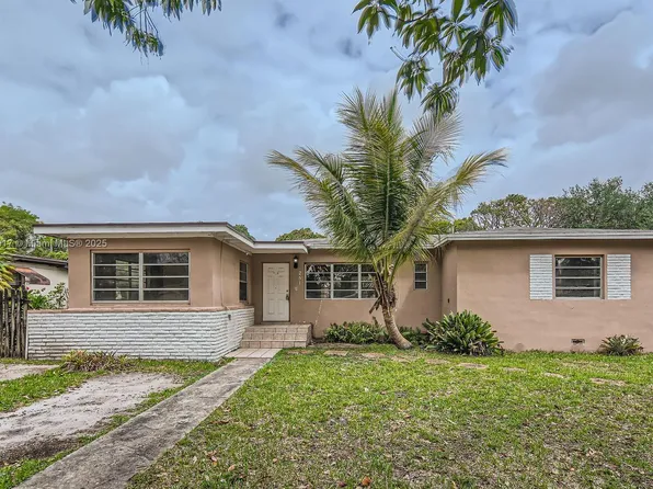 251 NW 149th St, Miami, FL 33168