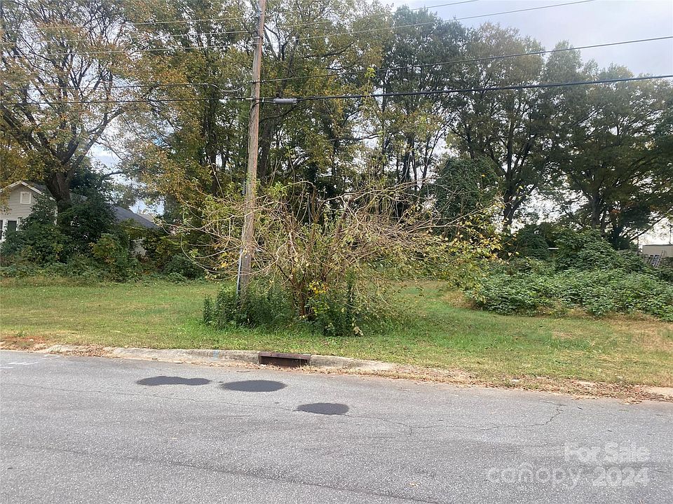 2nd image of 3721 Davis Ave