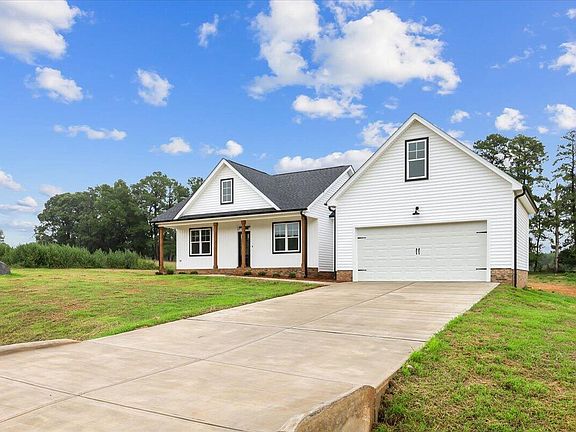 3rd image of 1229 Scarlet Oak Rd
