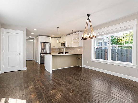 4th image of 1766 NE 79th Ave