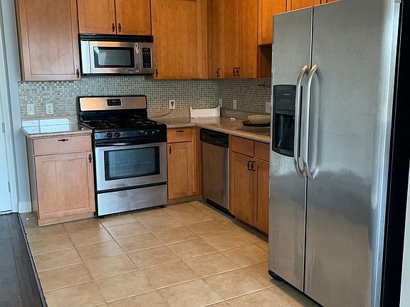 5th image of 6938 Laurel Canyon Blvd #2