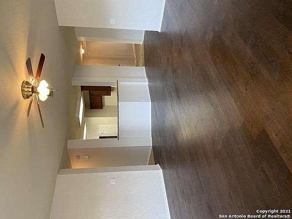 5th image of 418 Sorenstam Way