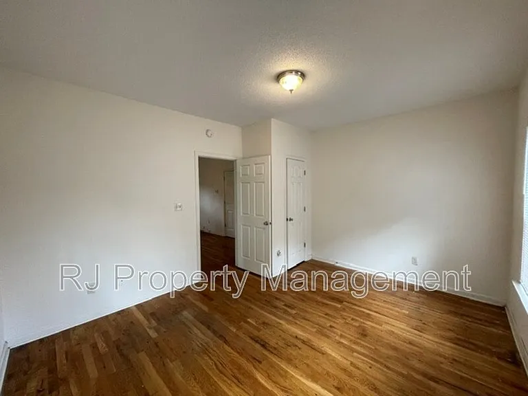 641 S Greer St — Photo 9