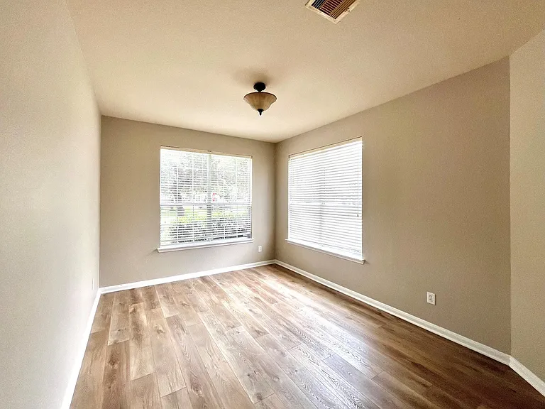 2522 Oakthorn Ct — Photo 7