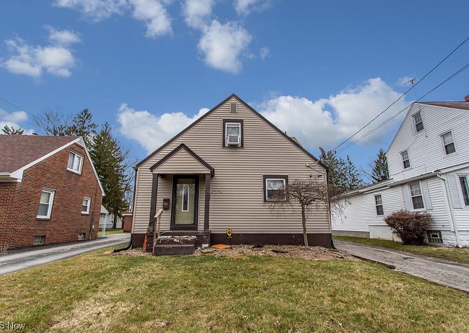 1st image of 1161 Meadowbrook Ave SE