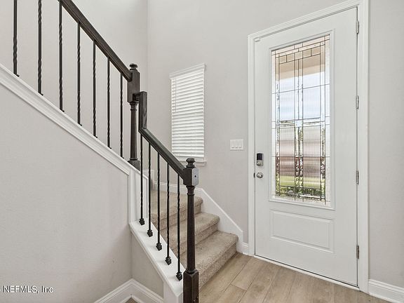 4th image of 140 SILVERLEAF VILLAGE Drive