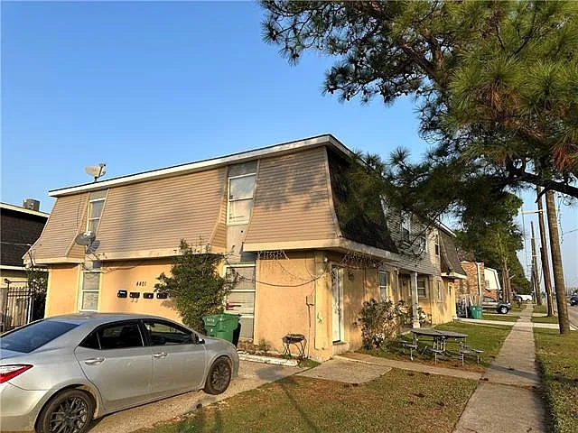 4 bed, 3.0 bath, 1300 sqft, $1,750 — Photo 2