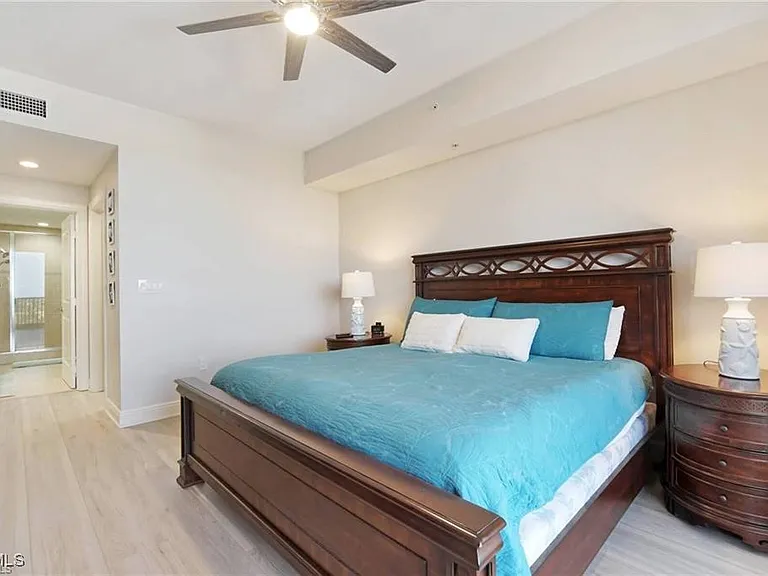 5793 Cape Harbour Dr #815 — Photo 12