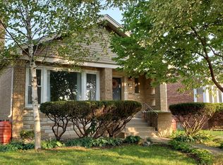 11829 S Maplewood Ave, Chicago, IL
