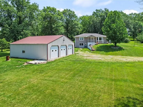 37440 W 130th St, Richmond, MO 64085