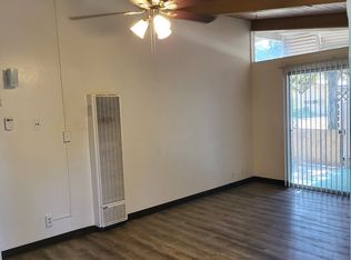 1738 W Shaw Ave #B, Fresno, CA 93711