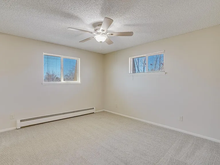 Woodridge Apartments — Photo 45