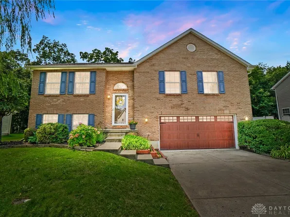 6321 Sterling Woods Dr, Clayton, OH 45315