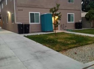 2436-2434 E 115th Pl, Los Angeles, CA 90059