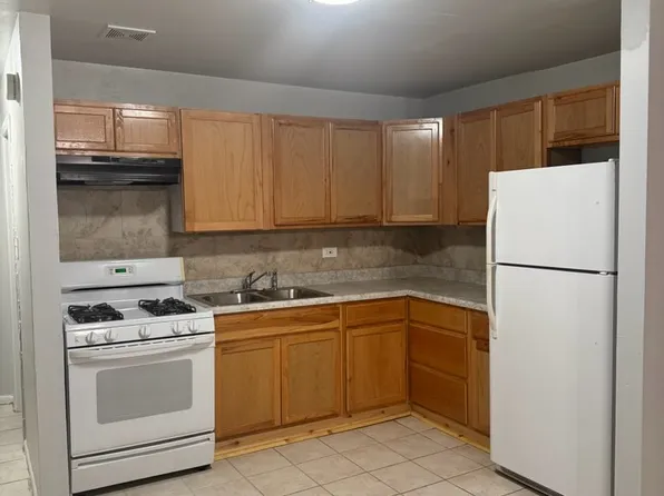 3632 S King Dr, Chicago, IL 60653