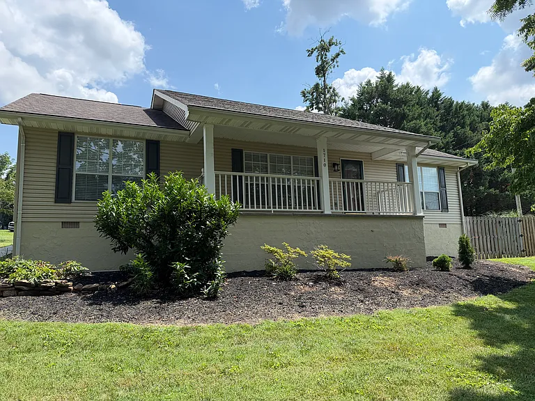 1710 Sevierville Rd — Photo 1