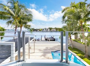 277 N Coconut Ln, Miami Beach, FL 33139