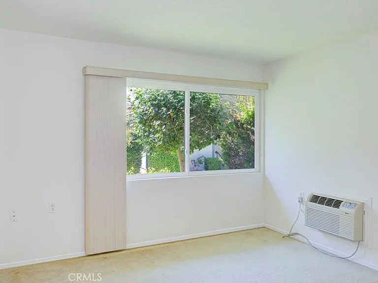 516 Calle Aragon #C — Photo 14