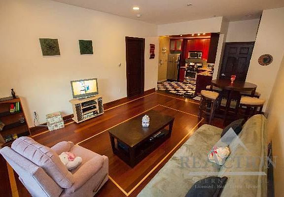 3rd image of 2535 36th St APT 2R