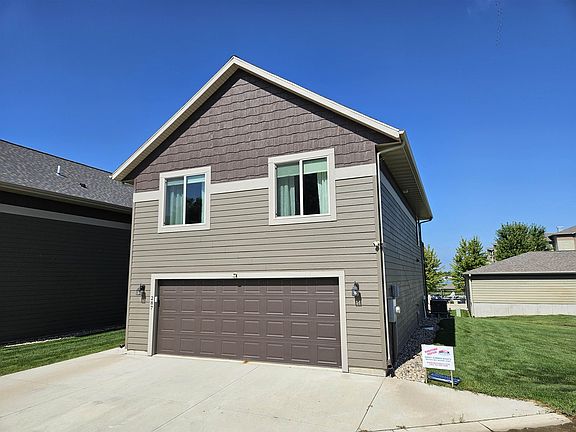 2nd image of 290 240th Ave #287