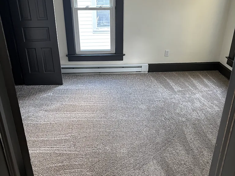 109 Oak St — Photo 13