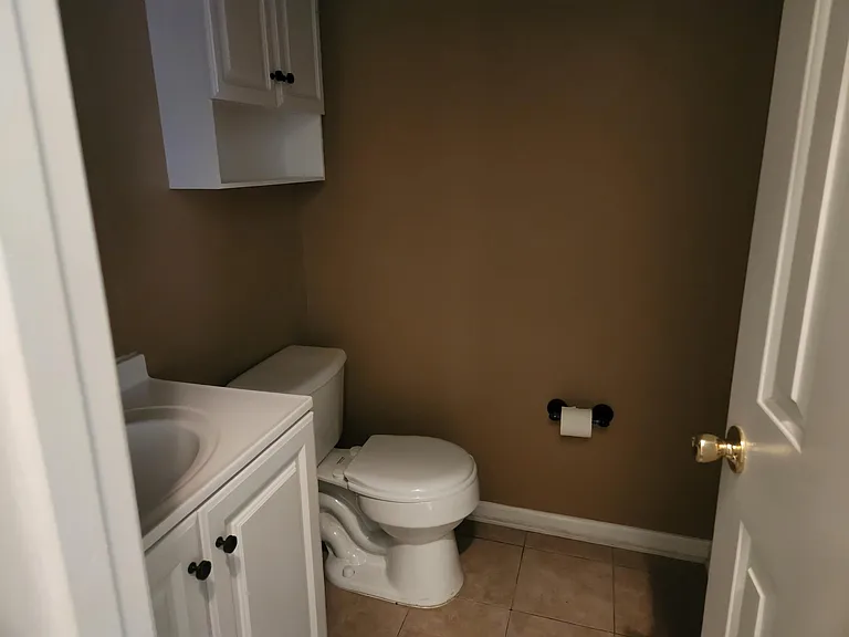 2350 Kirkstone Dr — Photo 10