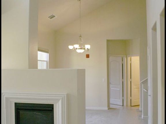 3rd image of 5580 Tares Cir