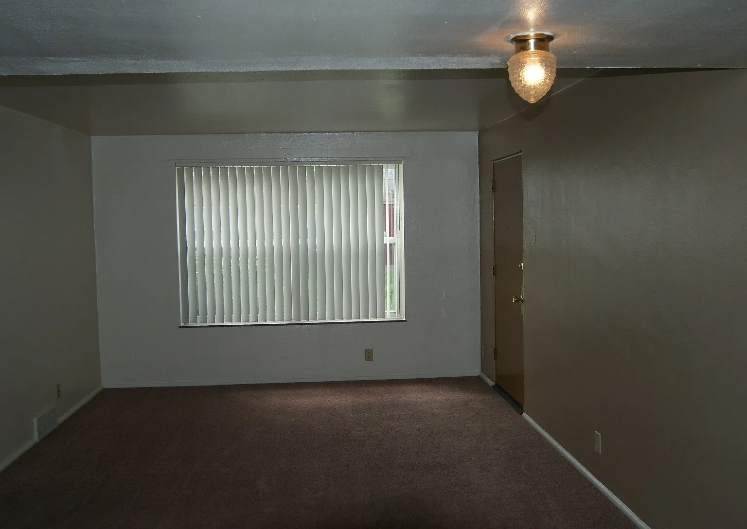 2 bed, 830 sqft, $840 — Photo 3