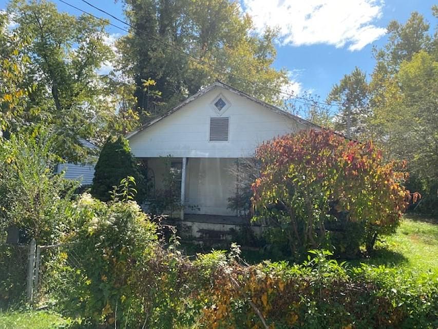 1st image of 2507 Gray St