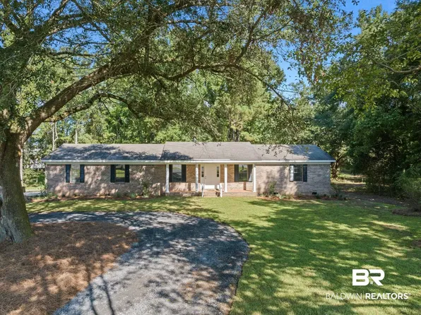 303 Rabun Rd, Bay Minette, AL 36507