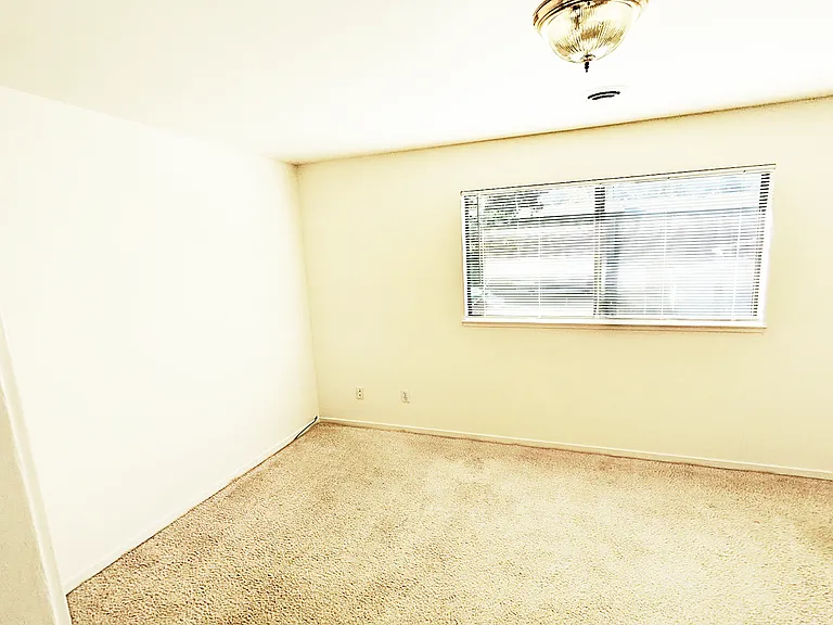 423 Shoreline Hwy #BACK — Photo 14