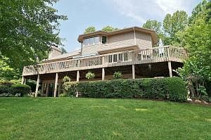 1st image of 40 Rhonda Dr