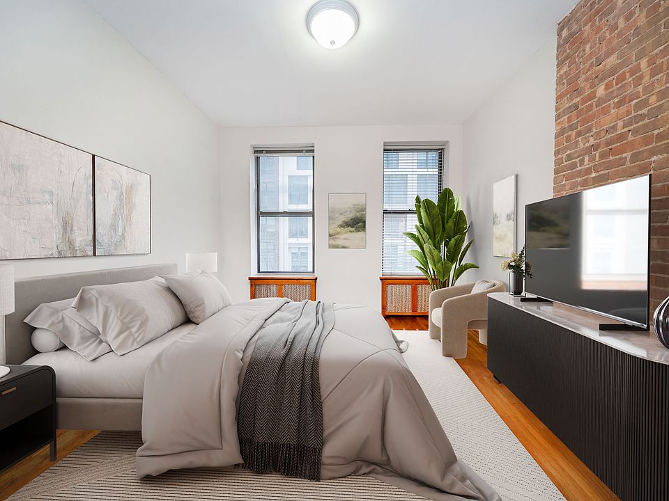 1st image of 504 W 44th St APT 3