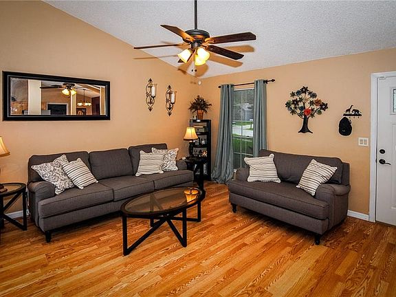 5th image of 8230 Riverboat Dr
