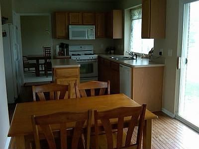 5th image of 47355 Fairlawn Ct