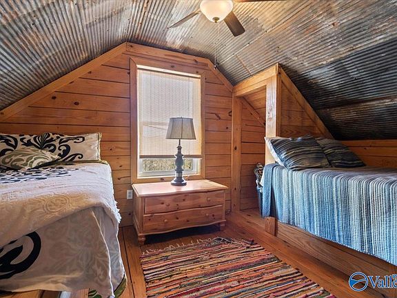 2nd image of 2601 Ridge Rd W