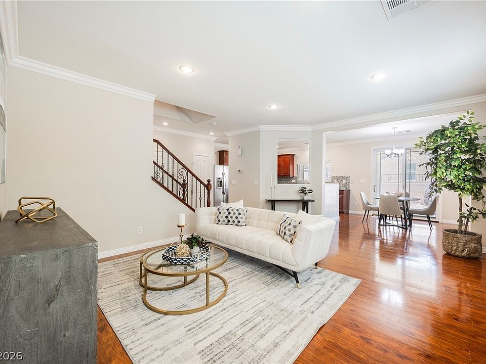 1st image of 714 Newquay Ct