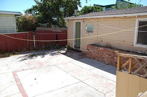 4th image of 925 S 47th St