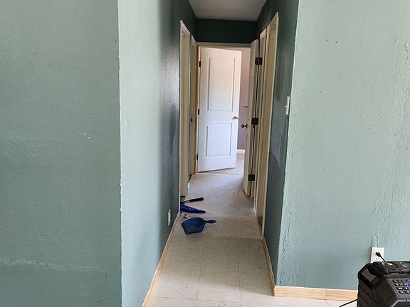 4th image of 2504 Mary St